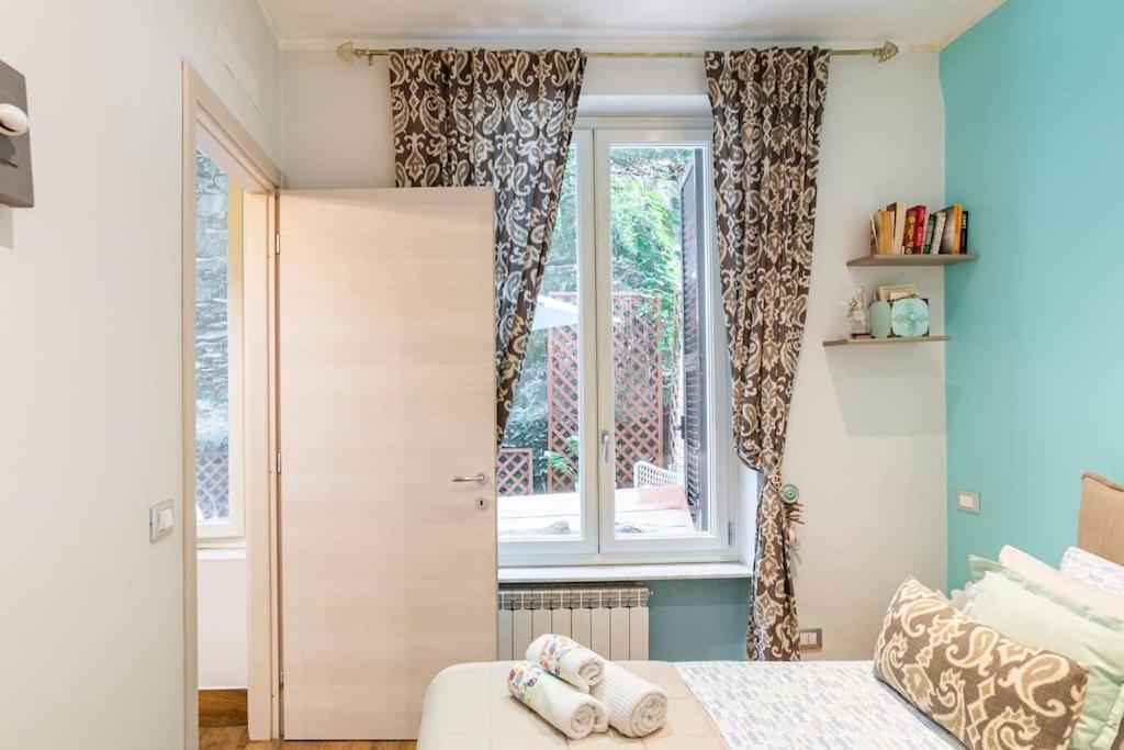 Lily'S - Near Harbor And Downtown With Terrace - Italy Flat Vacation Apartment เจนัว ภายนอก รูปภาพ