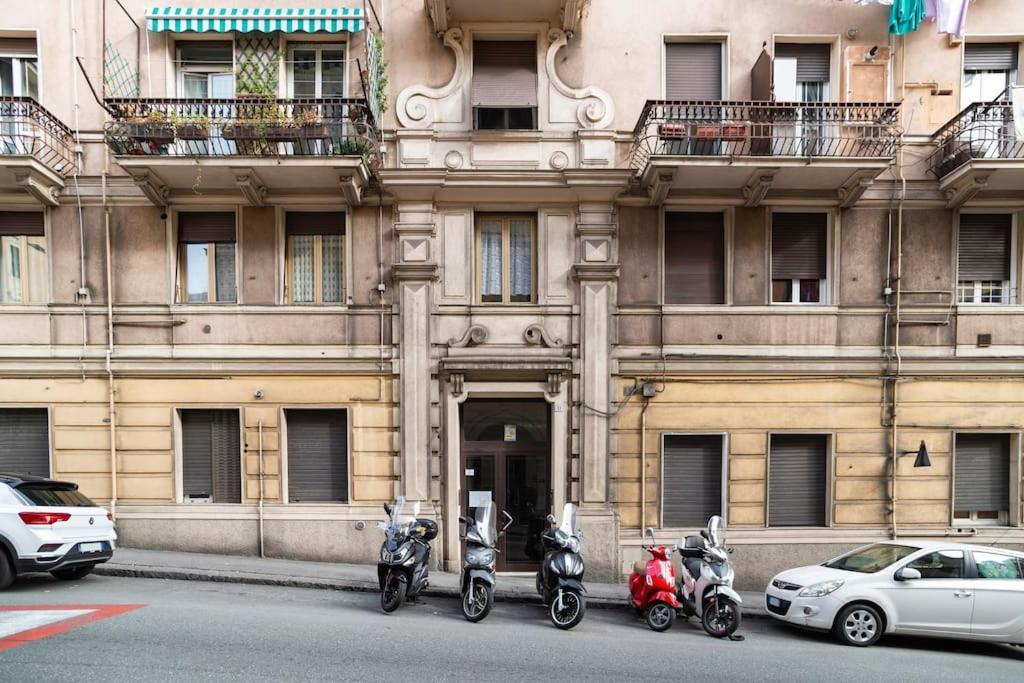 Lily'S - Near Harbor And Downtown With Terrace - Italy Flat Vacation Apartment เจนัว ภายนอก รูปภาพ